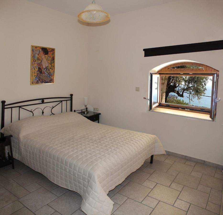 קלמאטה Olive Stonehouses מראה חיצוני תמונה